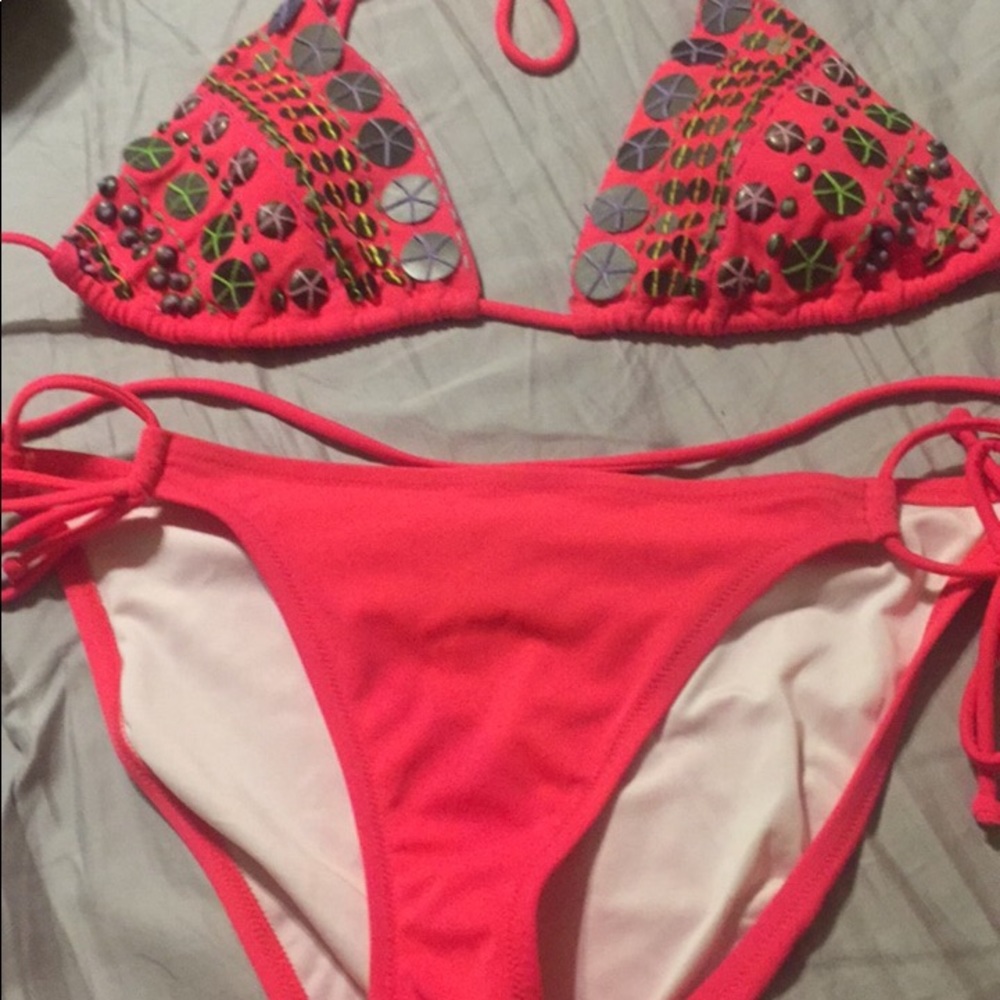 Vicrotia’s Secret coral detailed bikini. Like new.